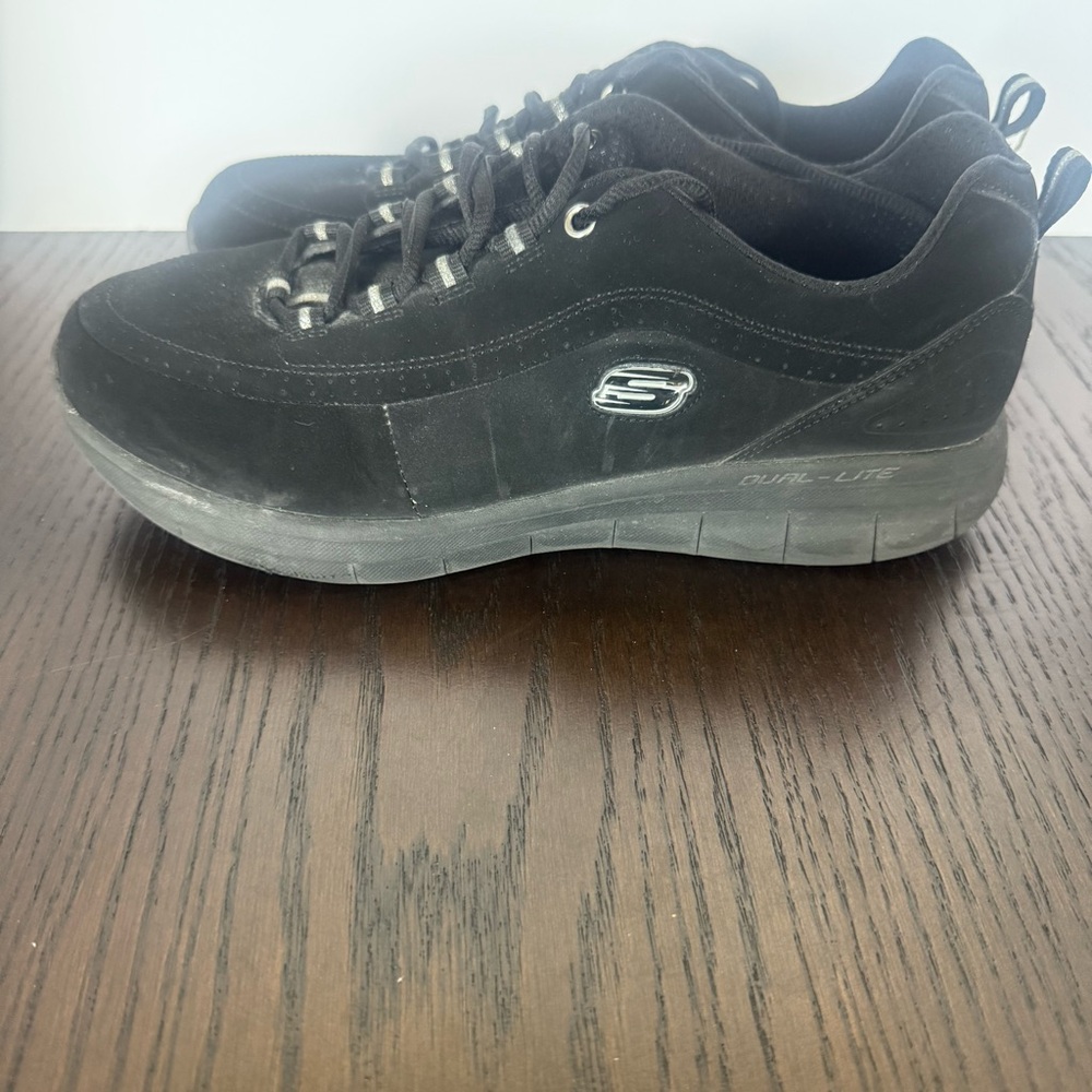 Womens 9 Skechers shoes air cooled memory foam casual black - Picture 2 of 5